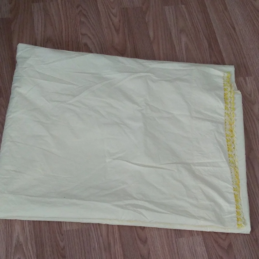 Penney's Percale Double Flat Sheet Yellow 81